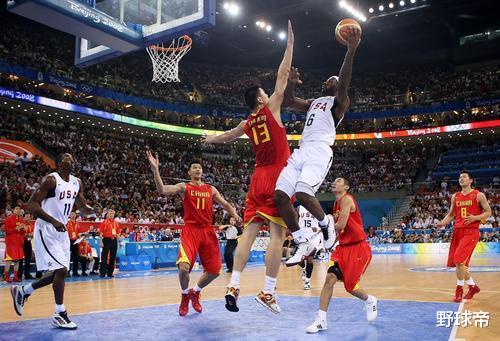 姚明|姚明一打詹姆斯就来劲？对比两人11次交手，老詹场均22.3分，那大姚呢？