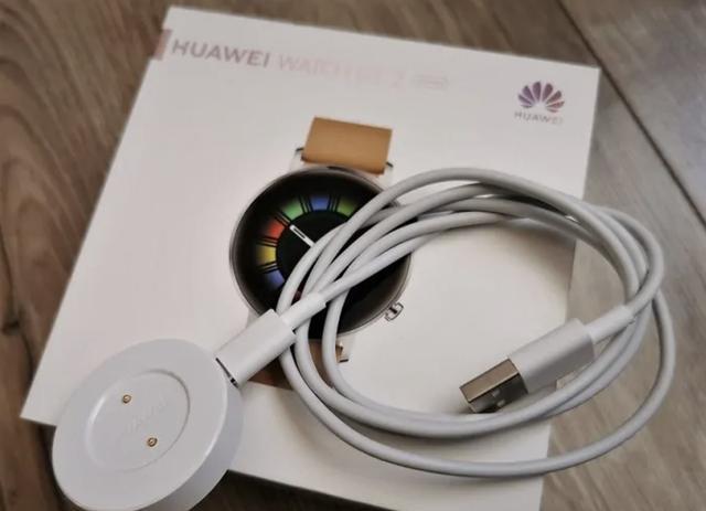 |42mm华为Watch GT 2评测:优雅精致的设计|麒麟A1超速,喜欢吗?