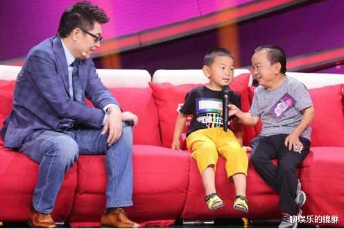 张伸|中国第一矮人:身高1米娶小18岁娇妻,如今无戏可拍妻子离去