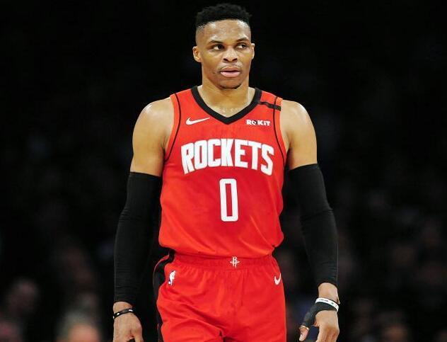 威斯布鲁克|火箭1-1湖人!威少耻辱一战引热议,杨毅曝内情,德帅宣布新决定!