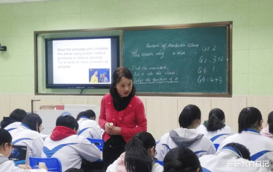 教师|缺工职业排行榜，中小学教师上榜，高考还要报考师范吗？