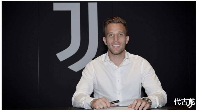 「俄罗斯」皮亚尼奇换阿图尔！尤文一进三出赚5180万，C罗获得强力帮手