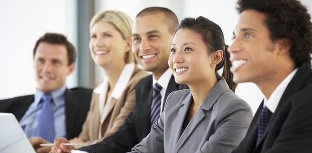 「垦丁」在职场上，能够脱颖而出的人，除了能力强，还有四个特征