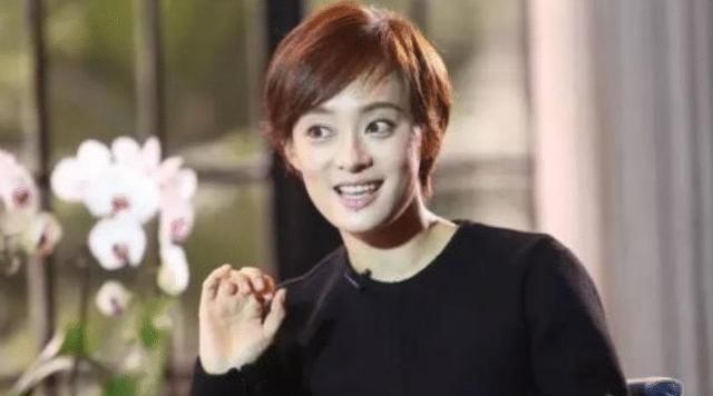 「罗晋」孙俪机场偶遇罗晋，大喊：徐姑姑，你咋在这，罗晋的反应让人笑翻