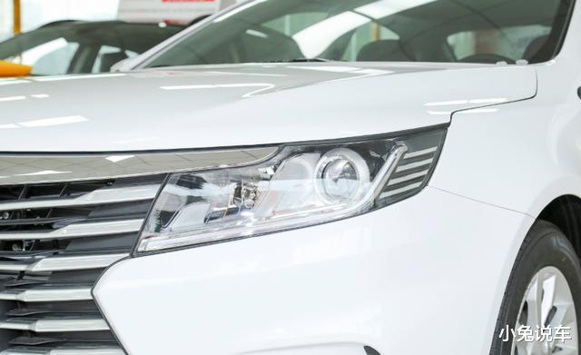 合资车|还看合资车？搭载最省油引擎，配比利时变速箱，才卖4.9万