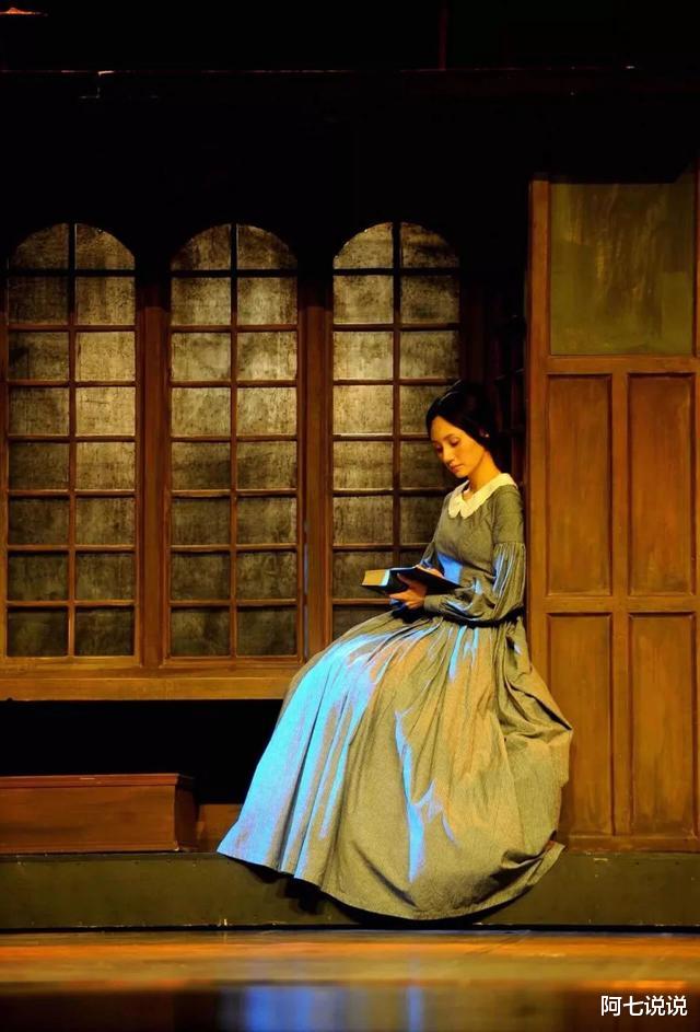 袁泉|马伊琍和袁泉，一个出演新剧引争议，一个进退有度，淡然优雅