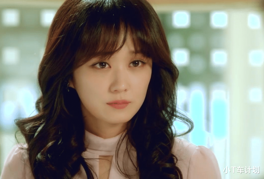 ▲四位被“永久封杀”的明星， 前三个属于咎由自取， 第四个是真冤