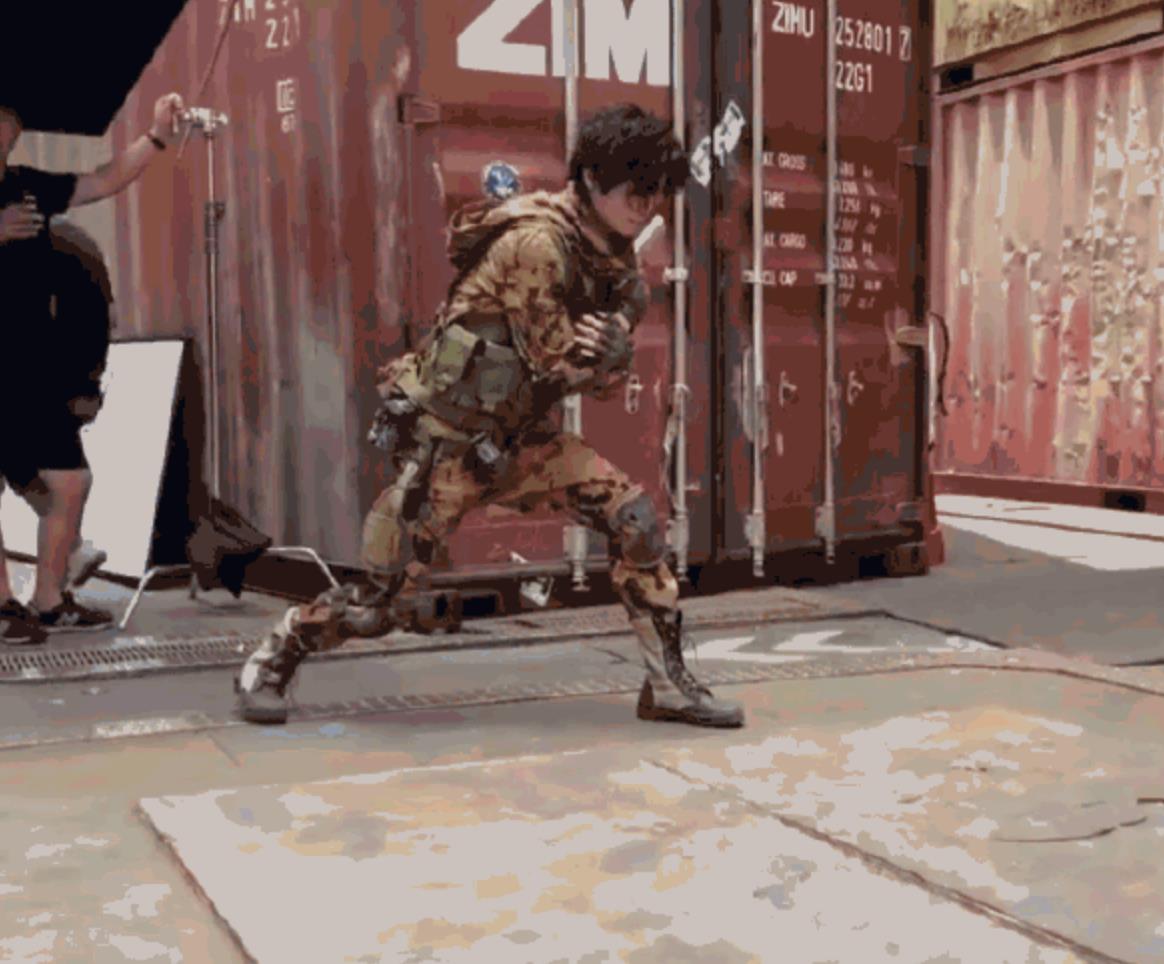 『鹿晗』鹿晗新剧来袭,一头秀发再演“硬汉”,网友:投资方又要凉凉了