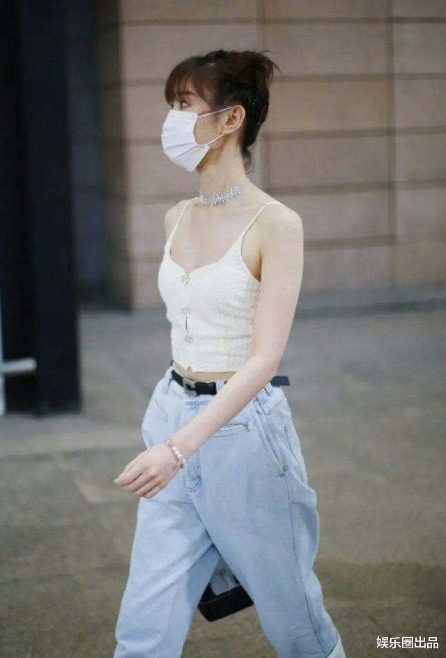 发型|毛晓彤换发型堪比整容，顶着哪吒头炸街，少女气质让人心动