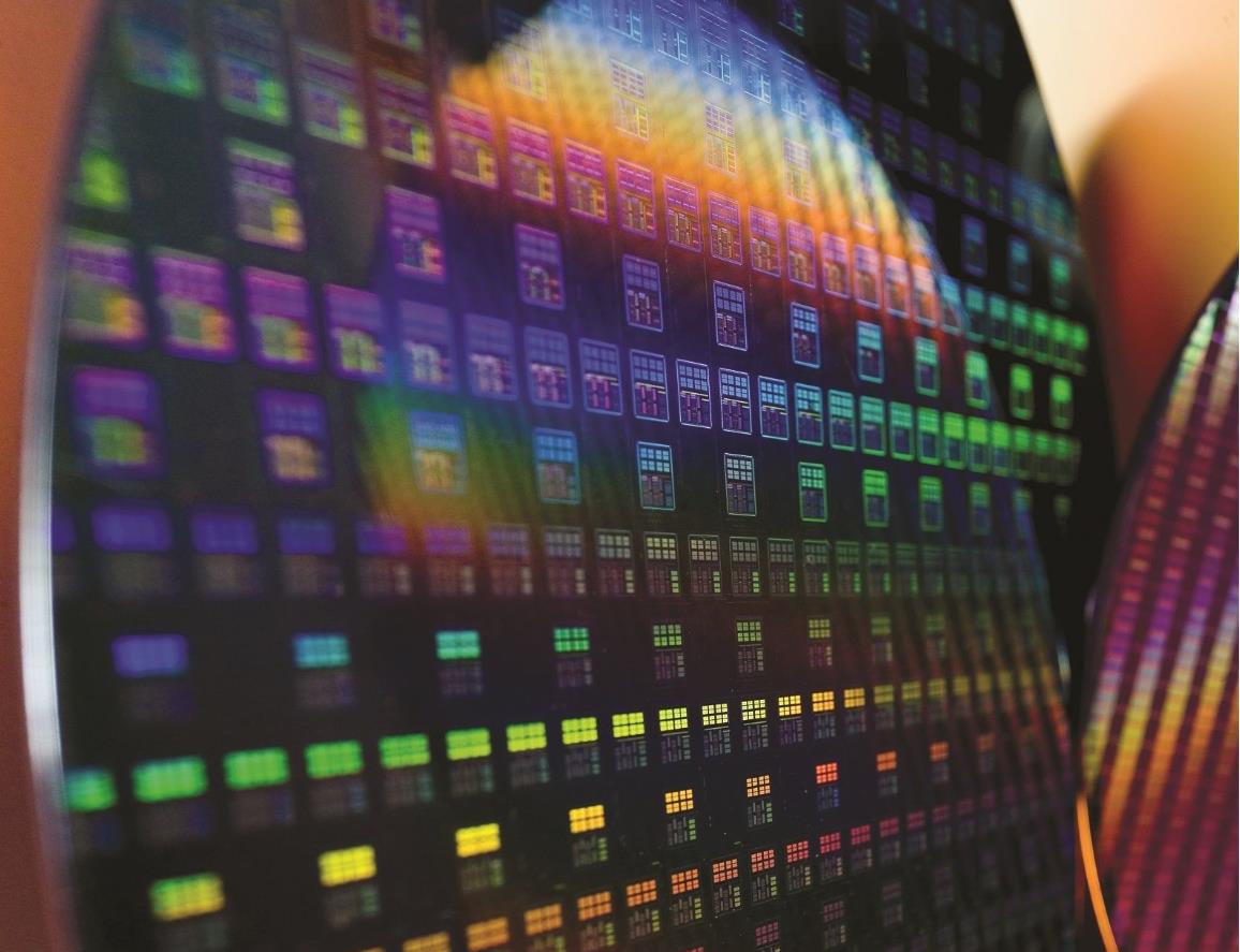 saas|芯片工艺越先进,为何越用大硅片做材料,5nm用12寸晶圆