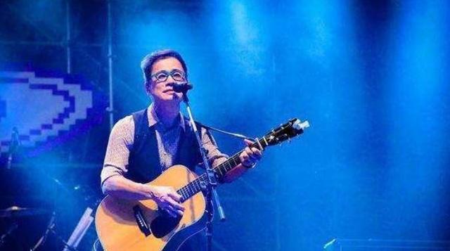 演唱会|音乐教父出道47年终谢幕,演唱会无人问津,亏损百万草草收场