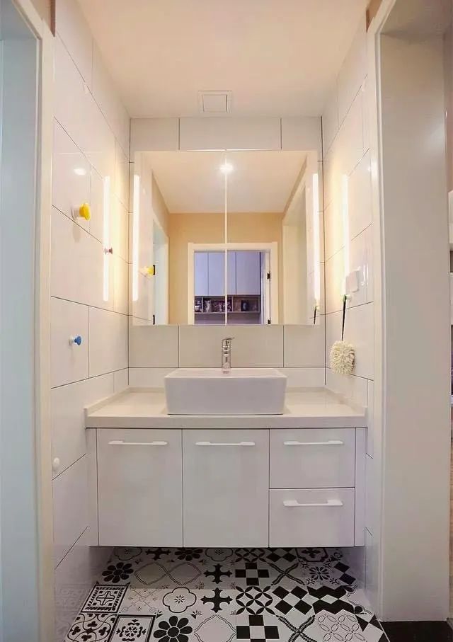 @越来越多人卫生间不装洗手台了，现在流行这样装，太聪明了！