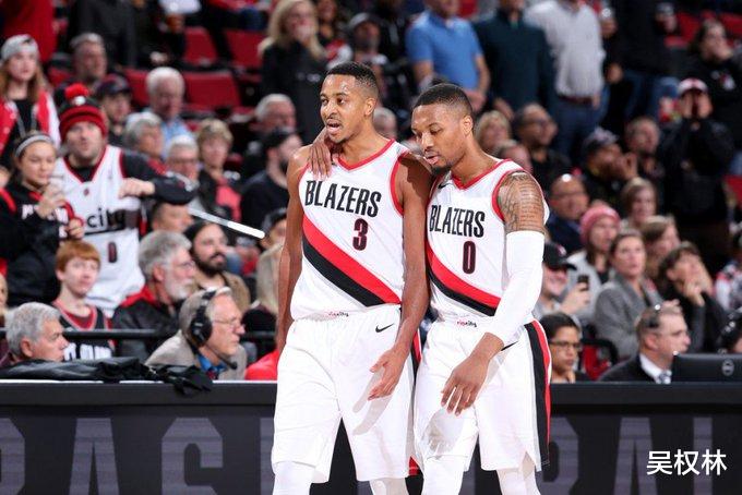 斯蒂芬·库里|11中2，领先20分也能输！你配不上这豪华阵容，更永远比不上库里