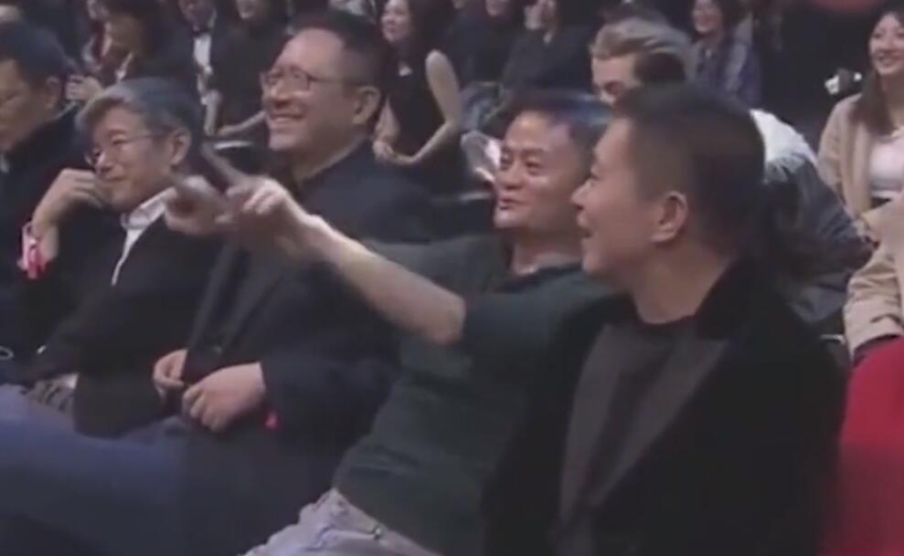 [张家辉]一意孤行戳张家辉痛点 打听唐嫣财富 惹怒搭档朱丹 分寸何在？