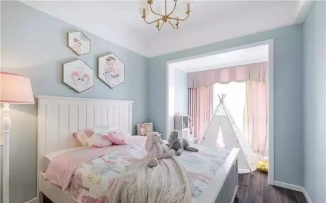 ##100㎡新房，客厅电视墙不放柜子这样设计美翻了，还是第一次见！