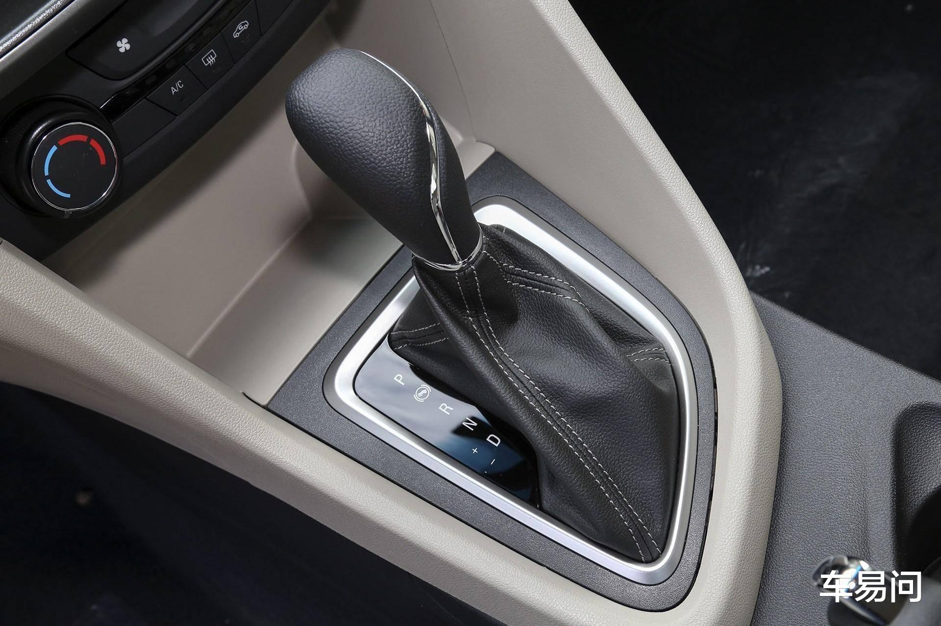 『大众朗逸』降价近4万、30天卖掉30, 643台！重回四缸，英朗挤掉卡罗拉又爆红