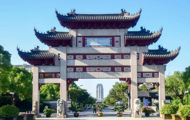 【无锡】地理位置优越，实力很强，分数稍低的211大学，就输在了名气上！