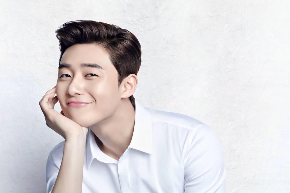 李敏镐|韩媒评选2020上半年最受欢迎的4位男演员，李敏镐不在名单内