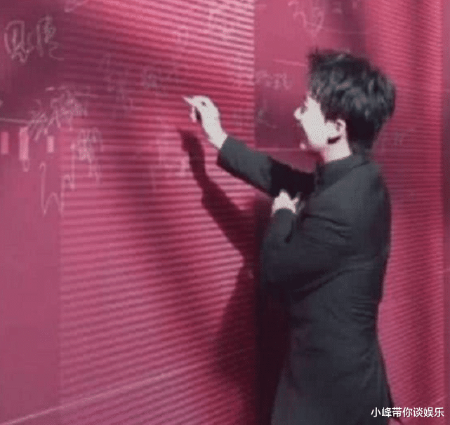 [郭麒麟]有种“签名”叫郭麒麟的签名，全国人民都能看懂，郭德纲却很无奈
