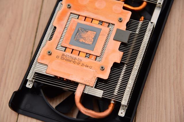 显卡|I芯配A卡怎么样?—10900K与RX5700实战3A大作