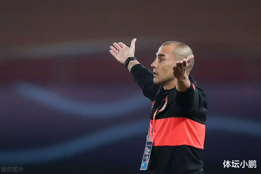 广州恒大|卡帅自废武功,两次换人险酿大祸,恒大却因塔利斯卡下场因祸得福