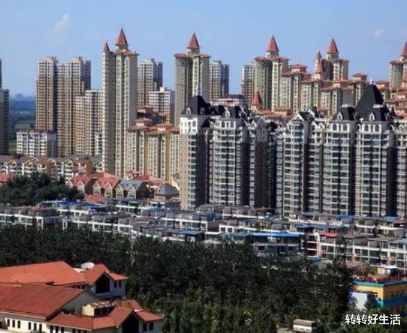 明明房子卖不动了，为什么房价还在涨？听业内人士分析完，我明白了！