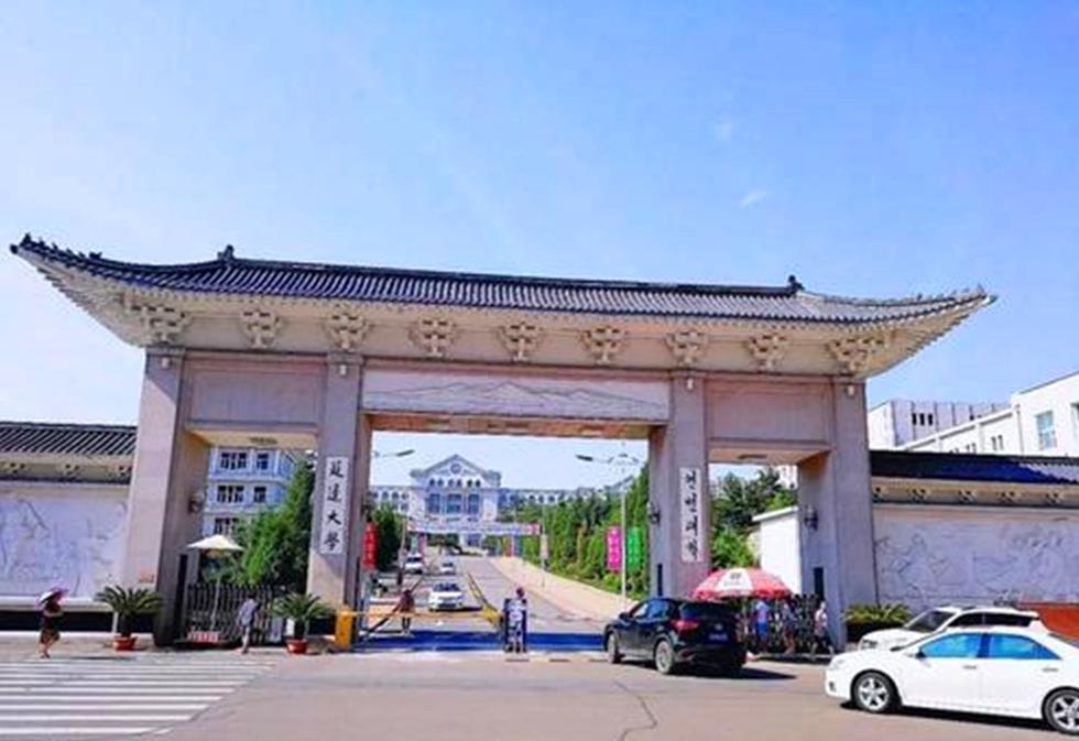 「海南大学」高考分数超一本线35分，可考虑录取分数线较低的211大学