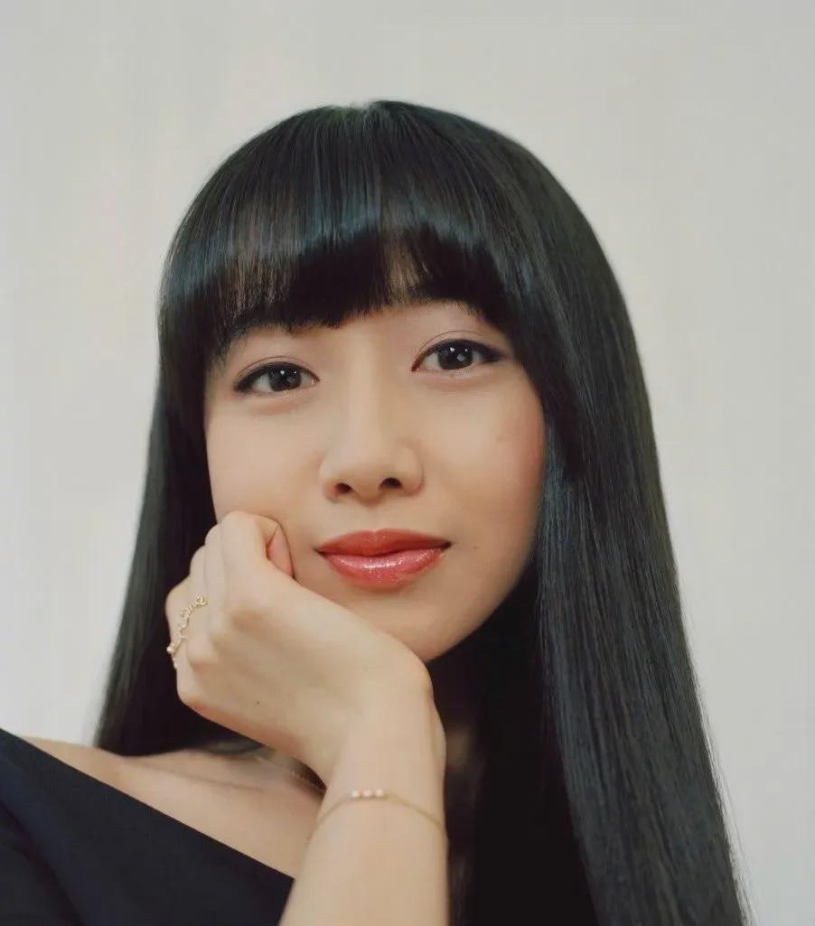 「木村心美」星二代相貌平平出道被嘲，没作品也能拿奖，她凭什么资源不断？