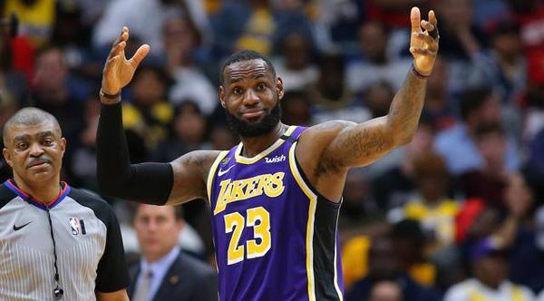 『勒布朗·詹姆斯』历史前五都进不去？詹姆斯再遭质疑，罗斯：不要拿他和乔丹作对比
