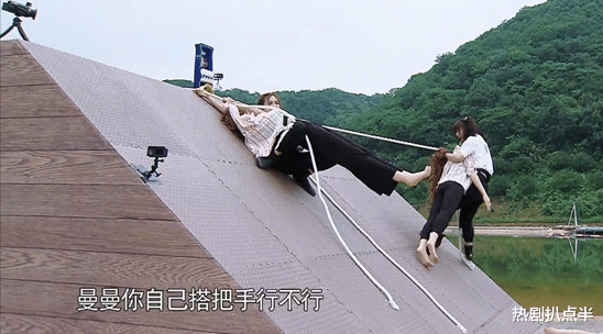 阚清子|《奔跑吧》阚清子表现尴尬,做游戏胡乱大叫,把baby衬托得像王者