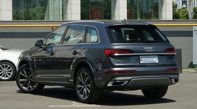 【宝马X5】宝马X5和奥迪Q7差距有多大？内行人：对比后就知道天差地别！