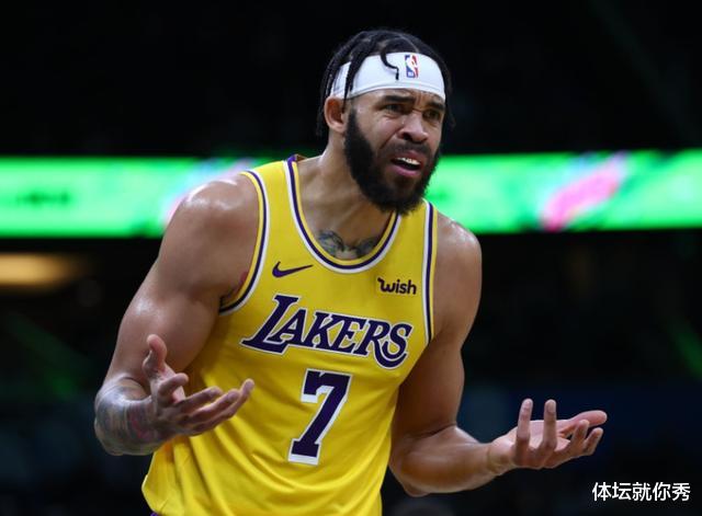 湖人队|湖人夺冠后，全队身价都暴涨，有一人却彻底拉胯，联盟29队都懒得要
