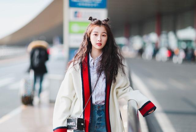 青春有你第二季@青春有你2:出道位已锁定,这两选手惨跌毒圈,是否会被代替上位