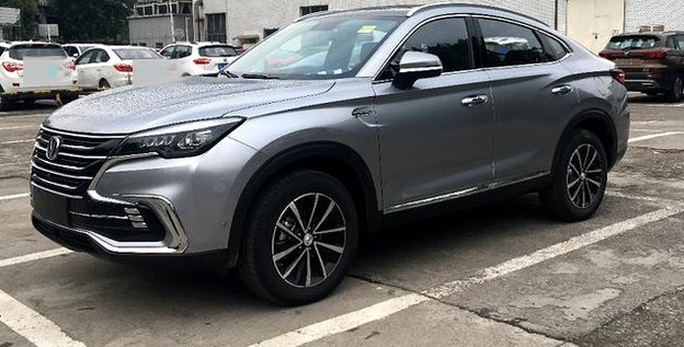 [长安汽车]这款国六suv，比星越霸气，2.0t配8at，油耗8.2l
