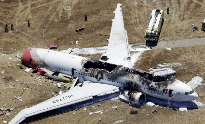 禍不單行！又一架美國飛機突然墜毀，機上人員全部死亡-圖4