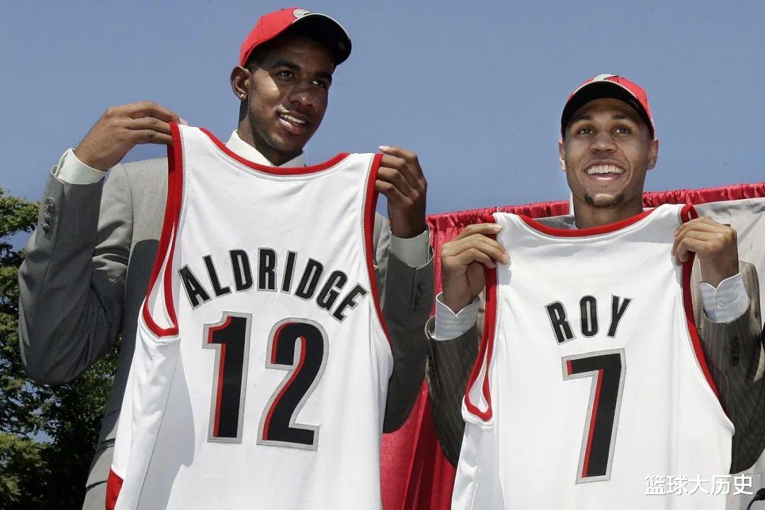 『罗伊』罗伊的选秀报告！身高1米98，评分96分，模板曾垫脚科比！