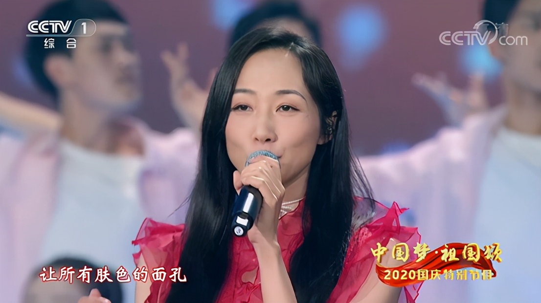 央视|央视中秋晚会女星集体发福，杨紫欧阳娜娜肚腩明显，唐嫣双下巴