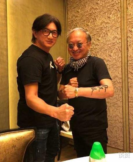 燕云台|吴奇隆刘诗诗带儿子逛街，吴奇隆抱娃等老婆，低调恩爱惹人羡慕