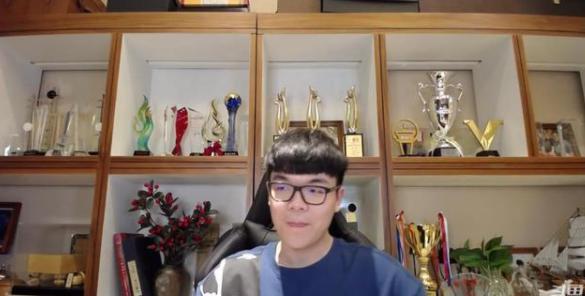 「斗鱼」柯洁入驻斗鱼直播首秀，斗地主15360倍破产节目效果拉满