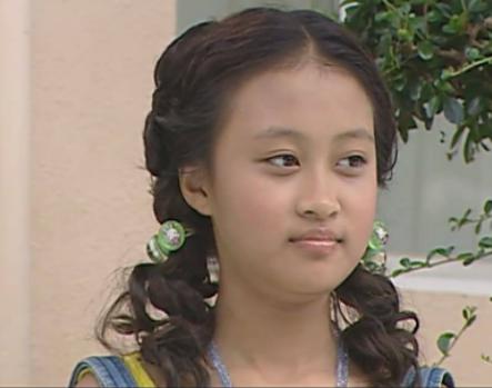 刘海：巴啦啦小魔仙：大家都说美琪长得丑？她把刘海一放下，就变成了全场的焦点