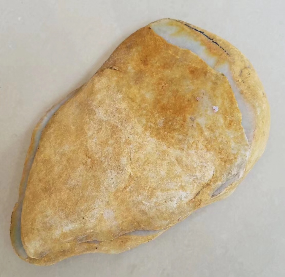 「翡翠」4.14公斤木那春底改口手镯料，手镯随便取，静待有缘人！