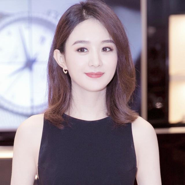 『赵丽颖』以赵丽颖的替身出道，在赵丽颖怀孕期间疯狂接戏，如今快要媲美赵丽颖了