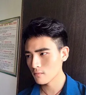 |别笑出声,网红男版乔碧罗直播翻车,P图技能满分!