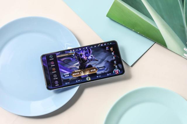 iQOO 5|找不到短板！iQOO 5开箱体验，这才是真正的“旗舰标杆”