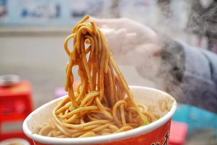 「武汉」1千万武汉人公认的“十大早餐”，热干面第五，第一居然是“它”