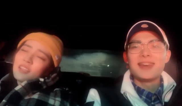 胡冰卿|去年8月张铭恩徐璐公布恋情,曾经的官宣,那个情羡煞旁人日子