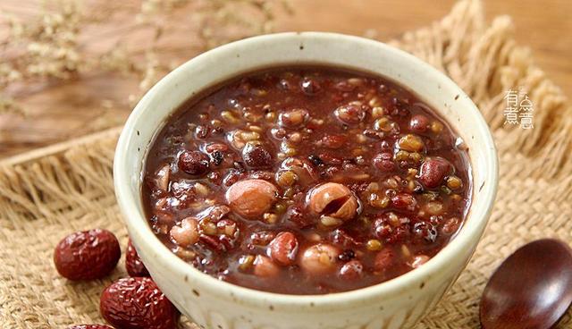 八宝粥|明日小雪,别忘给家人煮这粥,香甜软糯,早餐吃最好,暖和又管饱