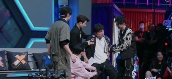 王一博|《这就是街舞》验证了那句话：王一博不爱说话，只是怕遇到哥哥