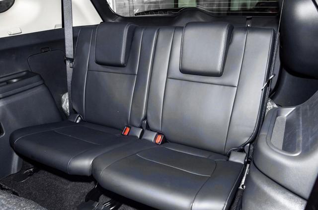 『三菱欧蓝德』正宗的日系SUV,发动机纯进口,低配就有8气囊,比CR-V还便宜