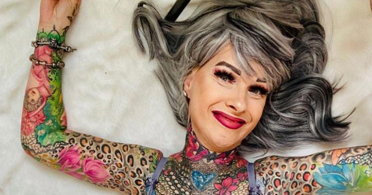 英国英鸟|德55岁老人痴迷纹身,花24万把全身上下纹满:人生只有一次